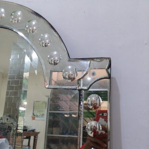 Antique Mirror Bubble