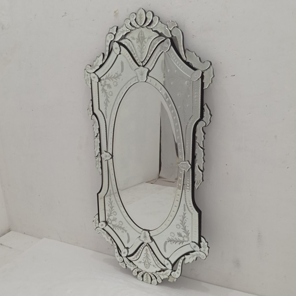 MG 001009 Venetian Mirrors Large 140x70cm – Premium venetian mirror hand-etched glass with ornate frame handcrafted in Indonesia
