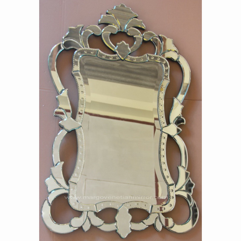 Why You Must Choose Venetian Mirror Wholesale For Your Home?