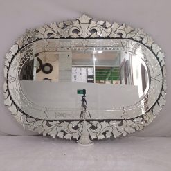 MG 003025 Venetian Mirror