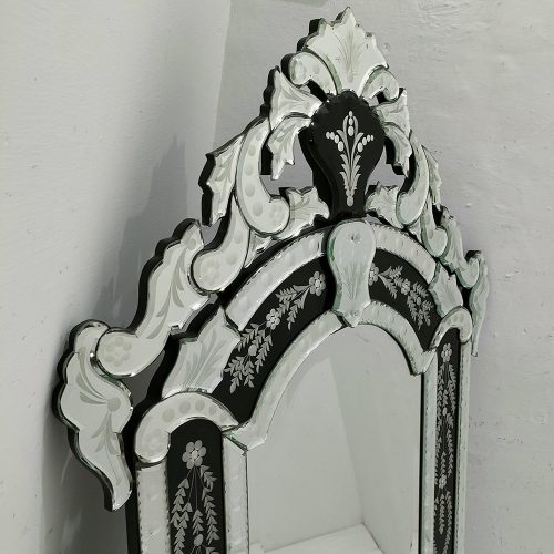 MG 013022 Venetian Mirror Black Kanaya size 140 cm x 70 cm Luxury Handmade Indonesia – Luxury venetian mirror hand-etched glass with ornate frame handcrafted in Indonesia