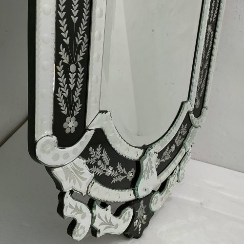MG 013022 Venetian Mirror Black Kanaya size 140 cm x 70 cm Premium Handmade Indonesia – Premium venetian mirror hand-etched glass with ornate frame handcrafted in Indonesia
