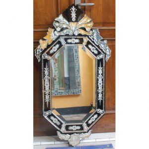 Venetian Mirror Black Femelia  MG 013052