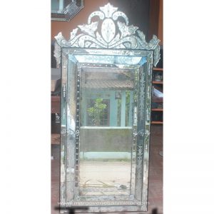 Antique Mirror MG 014029