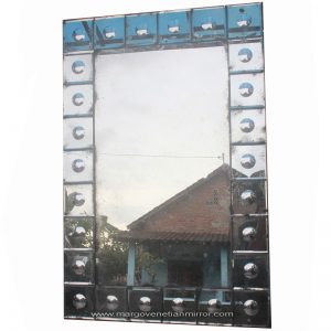 Antique Mirror MG 014067