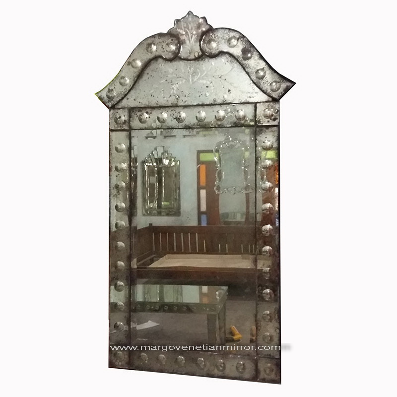 Why Antique Venetian Mirror So Antique? Let’s Check it !