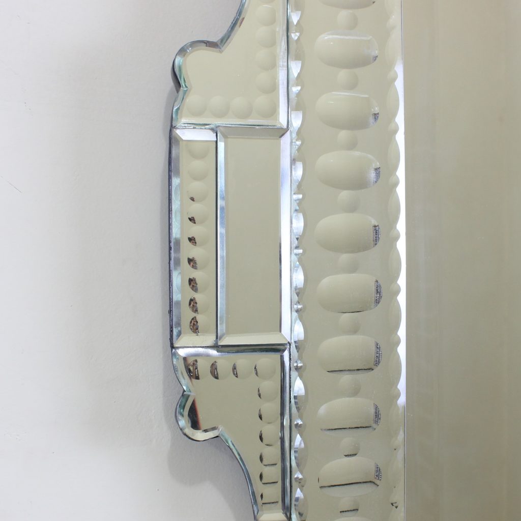 MG 001218 Venetian Mirror 100x60cm – Artisan venetian mirror hand-etched glass with ornate frame handcrafted in Indonesia