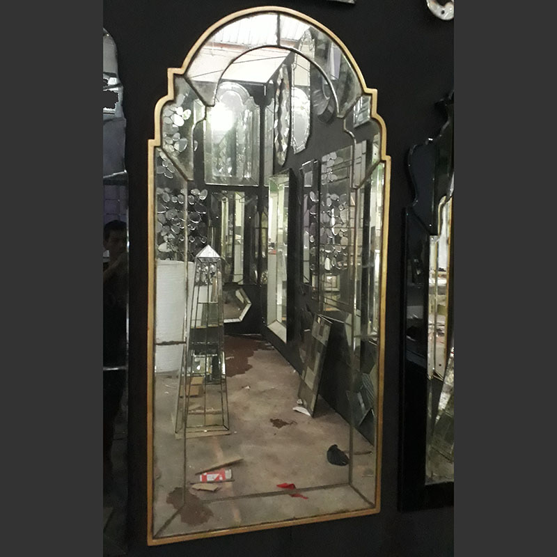 How to Decorate an Antique Glass Mirrors Melbourne