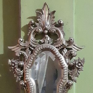 MG 030004 gold lead carved – Copy (2) – Copy – Classic handcrafted mirror premium quality glass with ornate frame handcrafted in Indonesia