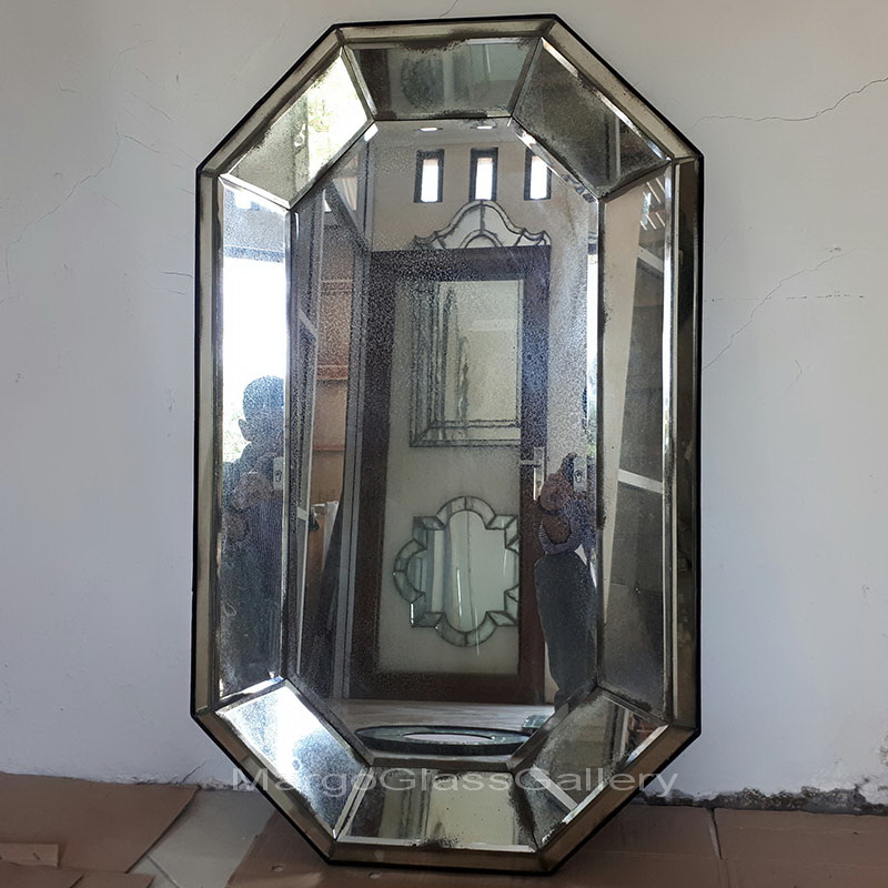 Antique Wall Mirror for Home Interior