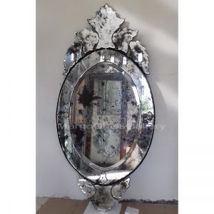 Antiqued Vanity Mirror Oval MG 014321