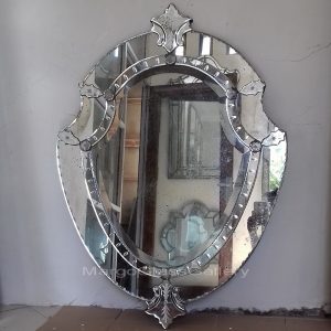 Antiqued Mirror Oval Naya MG 014357