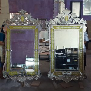 Venetian Mirror Large Yellow Sienta MG 080001
