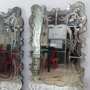 MG 080010 150x85cm Venetian Mirror