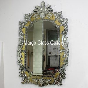 MG 080033 Eglomise Venetian Mirror