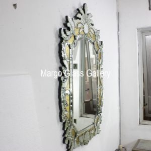 MG 080033 Eglomise Venetian Mirror