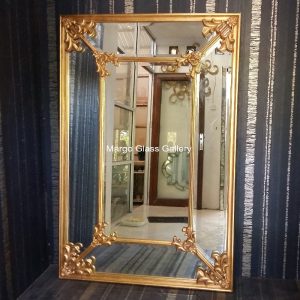 MG 004581 wood list wall mirror