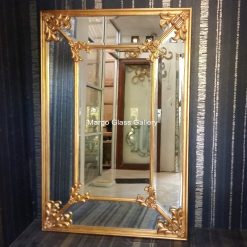 MG 004581 wood list wall mirror
