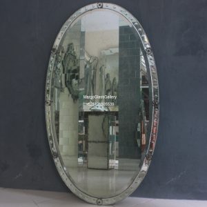 Antique Mirror MG 014058