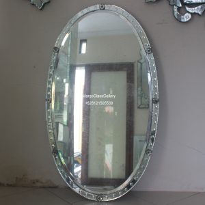 MG 014058 Oval