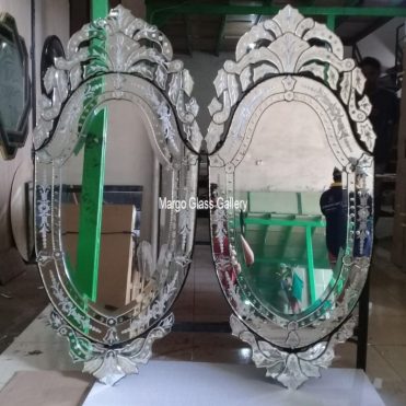 Venetian Mirror Oval large