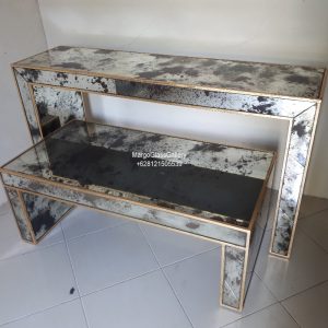 MG 006131 console 140x40x80