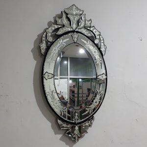 mirrored furniture