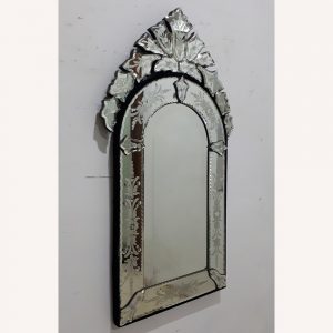 MG 018057 Tiara small