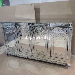 MG 006202 160x50x110 Sopian Ventian Mirrore