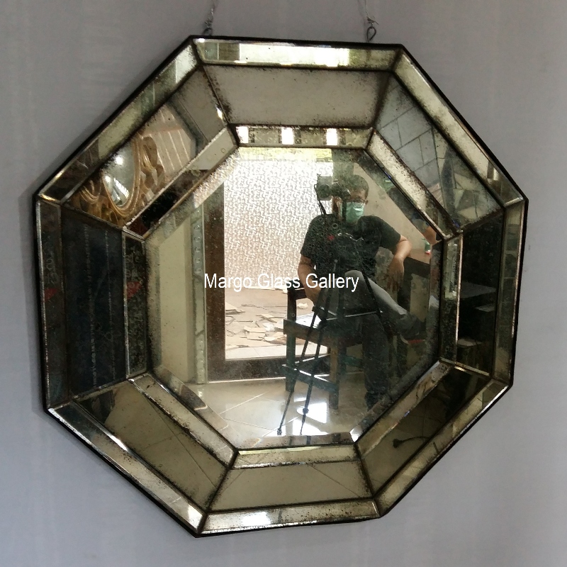 Antique Mirror Glass For A Unique Taste Margo Venetian Mirror