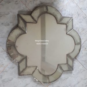 MG 014116 antique mirror 50x50cm