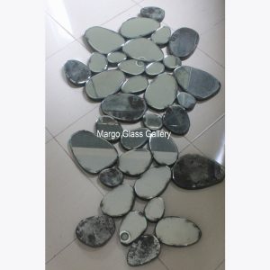 MG 014159 pebble