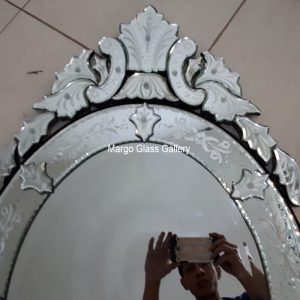 MG 014326 Oval 117 x 60 cm