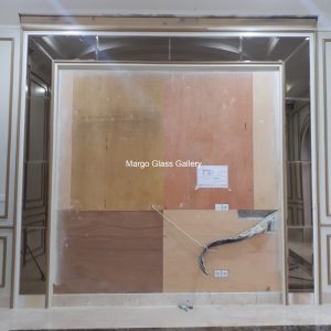 MG 070001 Master bedroom with brown mirror beveled