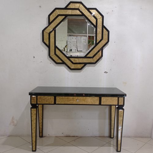 MG 018055 eglomsie gold and balck 100 x 100 cm – Handcrafted handcrafted mirror premium quality glass with ornate frame handcrafted in Indonesia