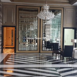MG 065004 Beveled Mirror Leger