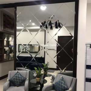 MG 065006 Wajik Frame Hitam