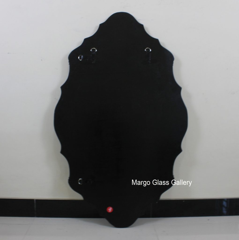 MG 014333 L 104 cm x 64 cm