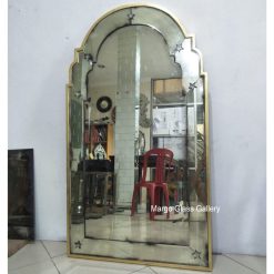 Antique Mirror Leaner Gold