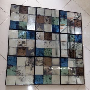 Antiqued Mirror Tiles Square MG 014420