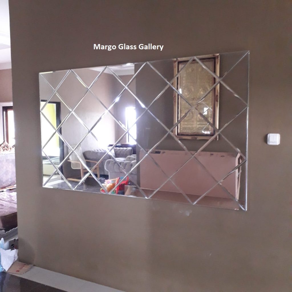 MG 065015 wall mirror 150x100cm