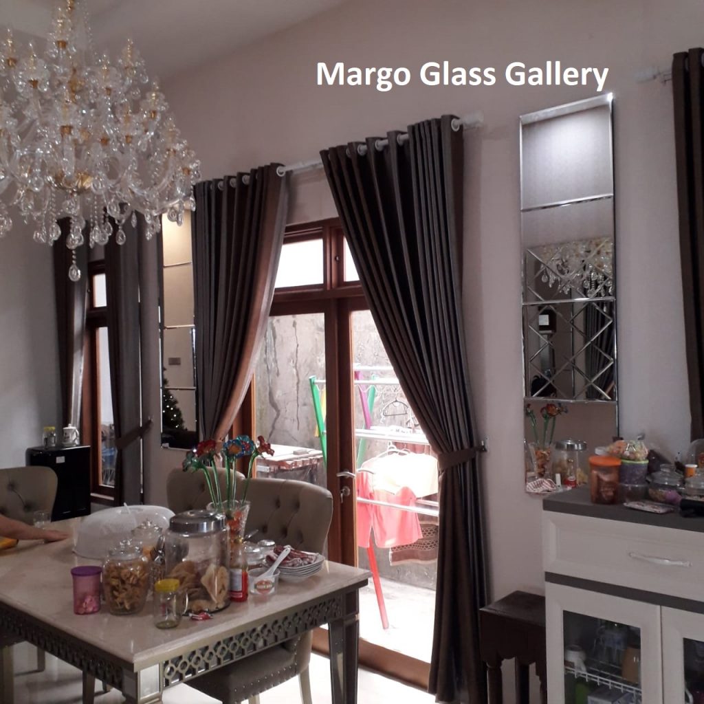 MG 065028 Bevel Mirror Ruang Makan