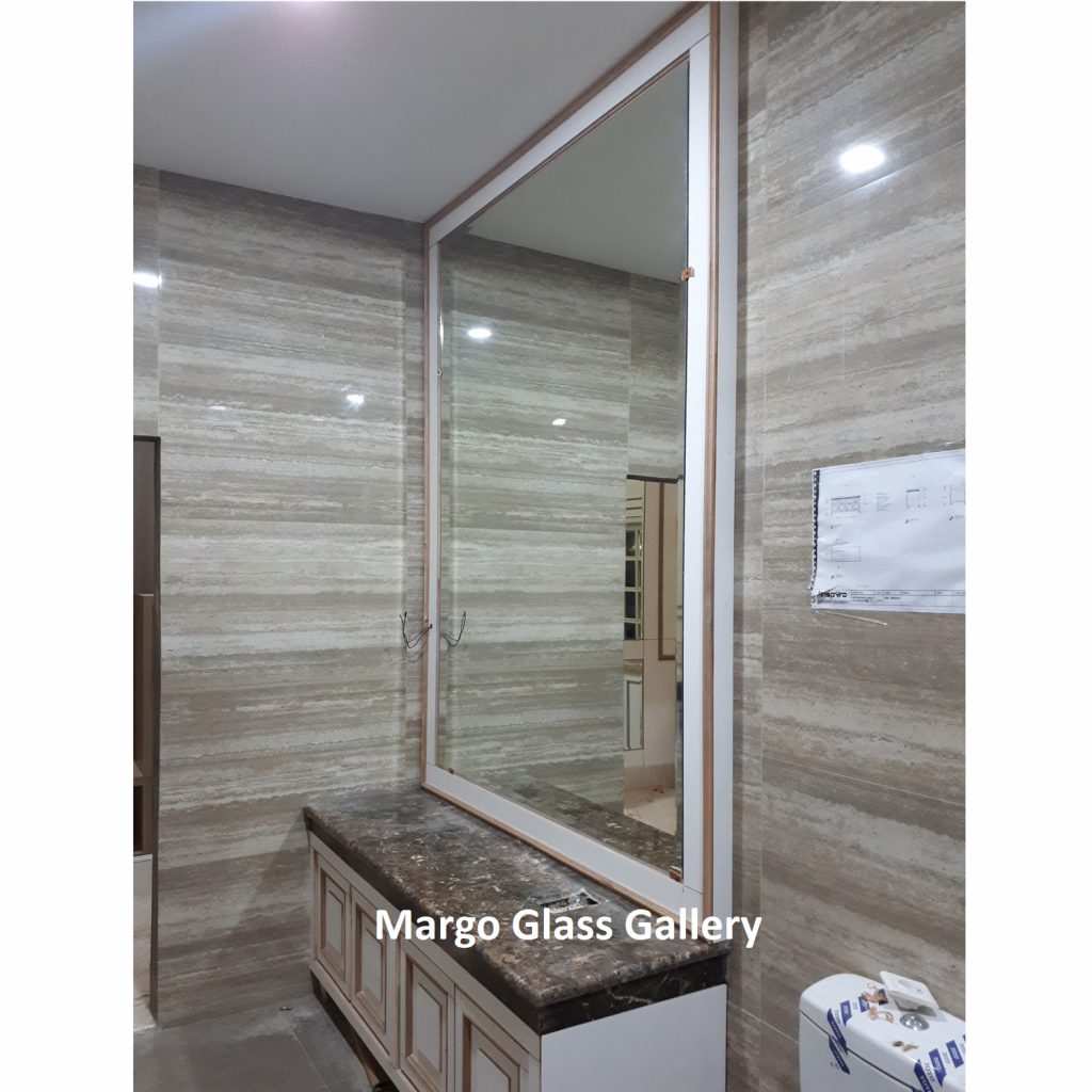 MG 065030 Wall Mirror Bathroom 200×150