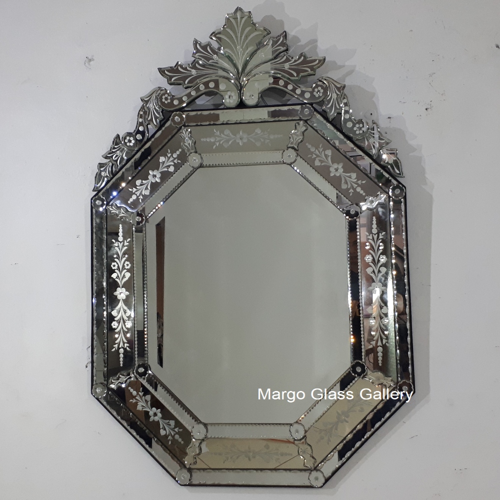 Venetian mirror rectangular Venetian mirror rectangular