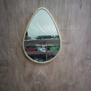 MG 004606 DHD Bevel mirror telor – Luxury decorative mirror mirror premium quality glass with ornate frame handcrafted in Indonesia