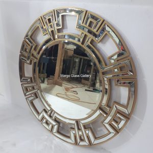 MG 004617 KeyMirror Round Gold – Classic decorative mirror mirror premium quality glass with ornate frame handcrafted in Indonesia