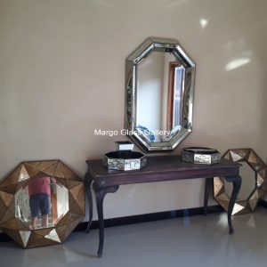Octagonal Deco Mirror MG 004627