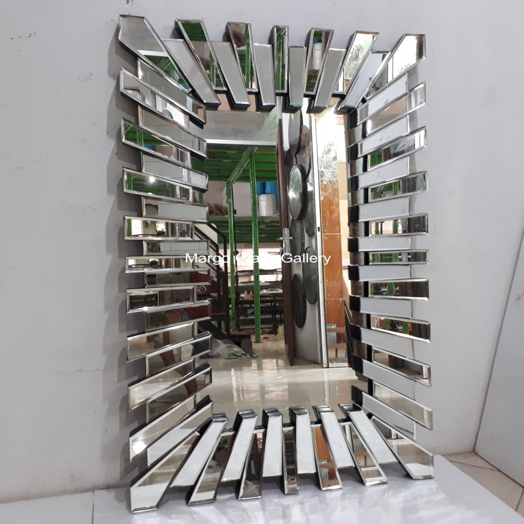 MG 004637 Deco Mirror 120x80cm – Premium decorative mirror mirror premium quality glass with ornate frame handcrafted in Indonesia