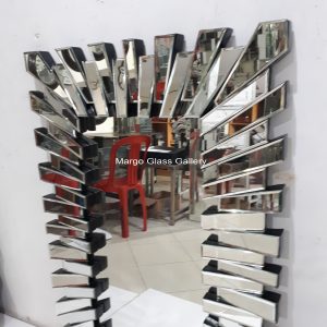 MG 004637 Deco Mirror 120x80cm – Artisan decorative mirror mirror premium quality glass with ornate frame handcrafted in Indonesia
