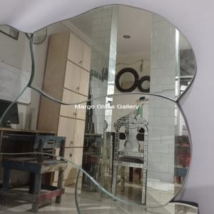 MG 004655 Cermin Uk 99 x 76 cm – Elegant handcrafted mirror premium quality glass with ornate frame handcrafted in Indonesia